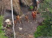 Tribu indigene sconosciute Amazzonia: primo video aereo altro mondo