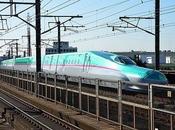 Foto giorno marzo 2011 treno giapponese arriva km/h