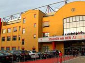stadio costruito tifosi, cori contro Stasi l’inno Nina Hagen. Union Berlin: cuore pulsante Berlino