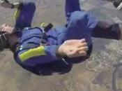 lancia paracadute, perde sensi 3.000 metri d’altezza (VIDEO)