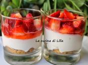 Dolci cucchiaio: Cheesecake bicchiere alle fragole