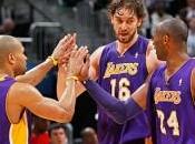 NBA: continuano strisce Lakers Heat