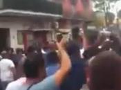 Video. Catturato killer Secondigliano, folla vuole linciarlo