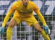 Handanovic-Inter, prove rinnovo. dettagli dell’offerta