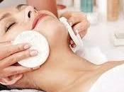 L’estetista eseguì male pulizia viso deve risarcire cliente