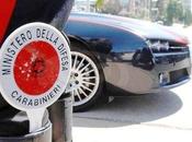 Guida senza patente investe carabinieri: arrestato minorenne