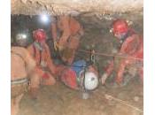 Esercitazione soccorso CNSAS grotta invasa dall’acqua Frabosa Sottana (CN)