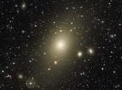 Galassia gigante crescita