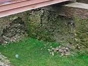 Area archeologica Piazza Grandi, muri contenimento crollano.