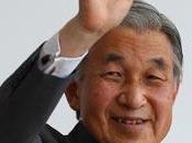 Akihito appare sostenere popolo