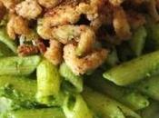 Penne pesto briciole pollo