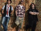 radio fine Luglio nuovo singolo Pictures Night primo estratto dall’album Bomb Tracks.