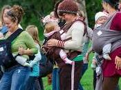 Babywearing, moda importante esperienza crescita?