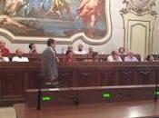 PAVIA. sindaco sfiduciato dalla maggioranza esce dall’aula