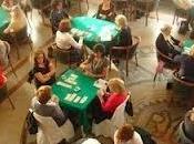 torneo burraco, parte prima, Scene precariato lavorativo