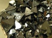 Pietre cristalli, Magnetite
