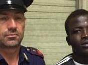 Parole slogan contro fatti: attacca