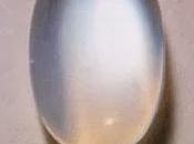 Pietre cristalli, Pietra Luna