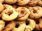 Ciambelle senza uova glassate allo zucchero canna cotte nella "valigetta"