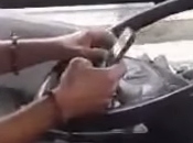 Quando decideremo vietare telefonino bordo agli autisti Atac sarà comunque troppo tardi. Ennesimo video