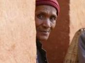 Nepal: nuovo primo ministro, vecchi problemi
