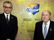 Elezioni FIFA, ultimi sviluppi: UEFA sostituisce Platini Infantino, Asia candida Salman, presidente dell’AFC