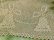 Decorazioni uncinetto Natale: Centro campanelle