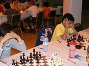 Campione mondo scacchi battuto bambino, Temur Igonin
