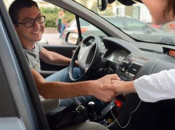 Recarsi lavoro tramite carpooling risparmiare 1300 euro l’anno limitano emissioni