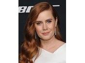 “Sharp Objects”: Adams reciterà nell’adattamento romanzo Gillian Flynn