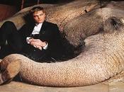 Pattinson puzza: "acqua elefanti" odia lavaggi frequenti