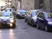 Napoli Sequestrati quintali alimenti scaduti (15.04.11)