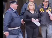 Napoli Camorra, arrestata moglie boss Amato (16.04.11)