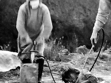 Unità l'orrore campi concentramento Cina