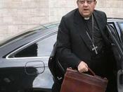 Quando cardinale legge vangelo