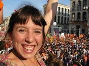 Berlusconi rimproverato scrutatrice perché faceva occhioni