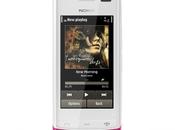 Nuovo Nokia 500: fine anno anche nella versione bianca rosa!)