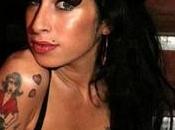 Niente overdose Winehouse.L’ipotesi omicidio