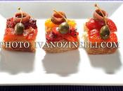 Crostini peperoni, acciughe Cetara fiori cappero