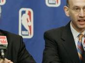 Lockout: slittano training camp