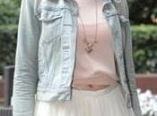 Syria indossa abito Moschino