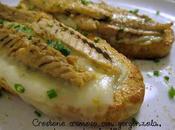 Crostone cremoso gorgonzola, sgombro erba cipollina