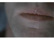 paura suoi occhi coltello petto