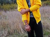 Yellow sweatshirt OUTFIT post
