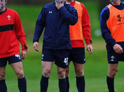 Foto giorno: saluto gallese Shane Williams