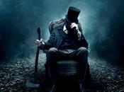 Burton Timur Bekmambetov presentano poster Abraham Lincoln: Vampire Hunter