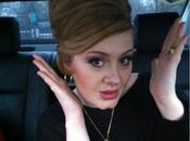 Adele augura Buon Natale nuovo taglio capelli…