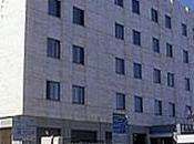 secondo cadavere trovato oggi lungomare Bari: uomo ucciso moglie albergo suicidato sulla spiaggia