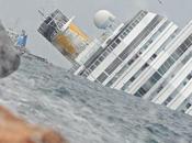 Costa Concordia muove causa mare grosso. Stop alle operazione ricerca. Dieci dispersi tedeschi