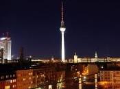 Berlino, viaggio nella città dorme
